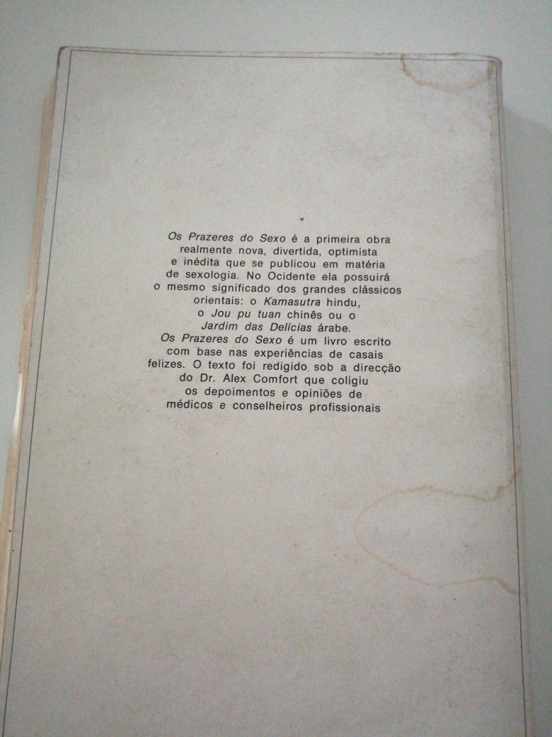 Livro de 1975 "Os prazeres do sexo"