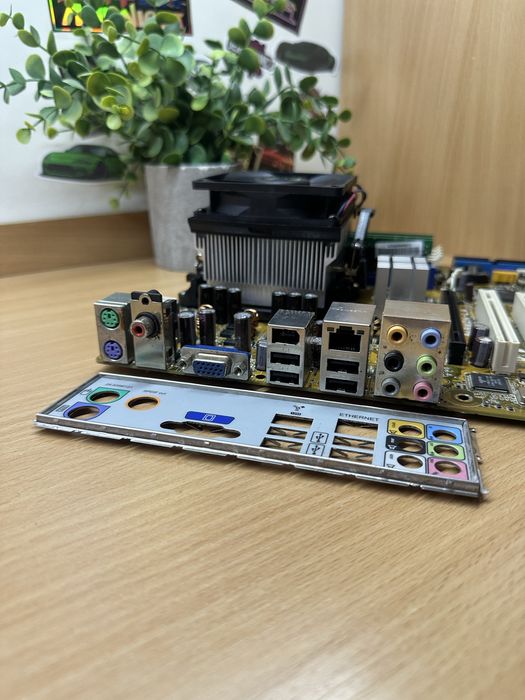 Płyta główna z procesorem + pamięć ram