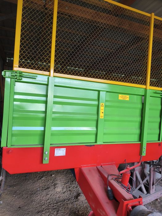 Rozrzutnik obornika jednoosiowy N250/1 4,0t JOL-MET

długość skrzyni