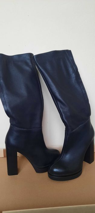 Високі зимові чоботи 38 -39