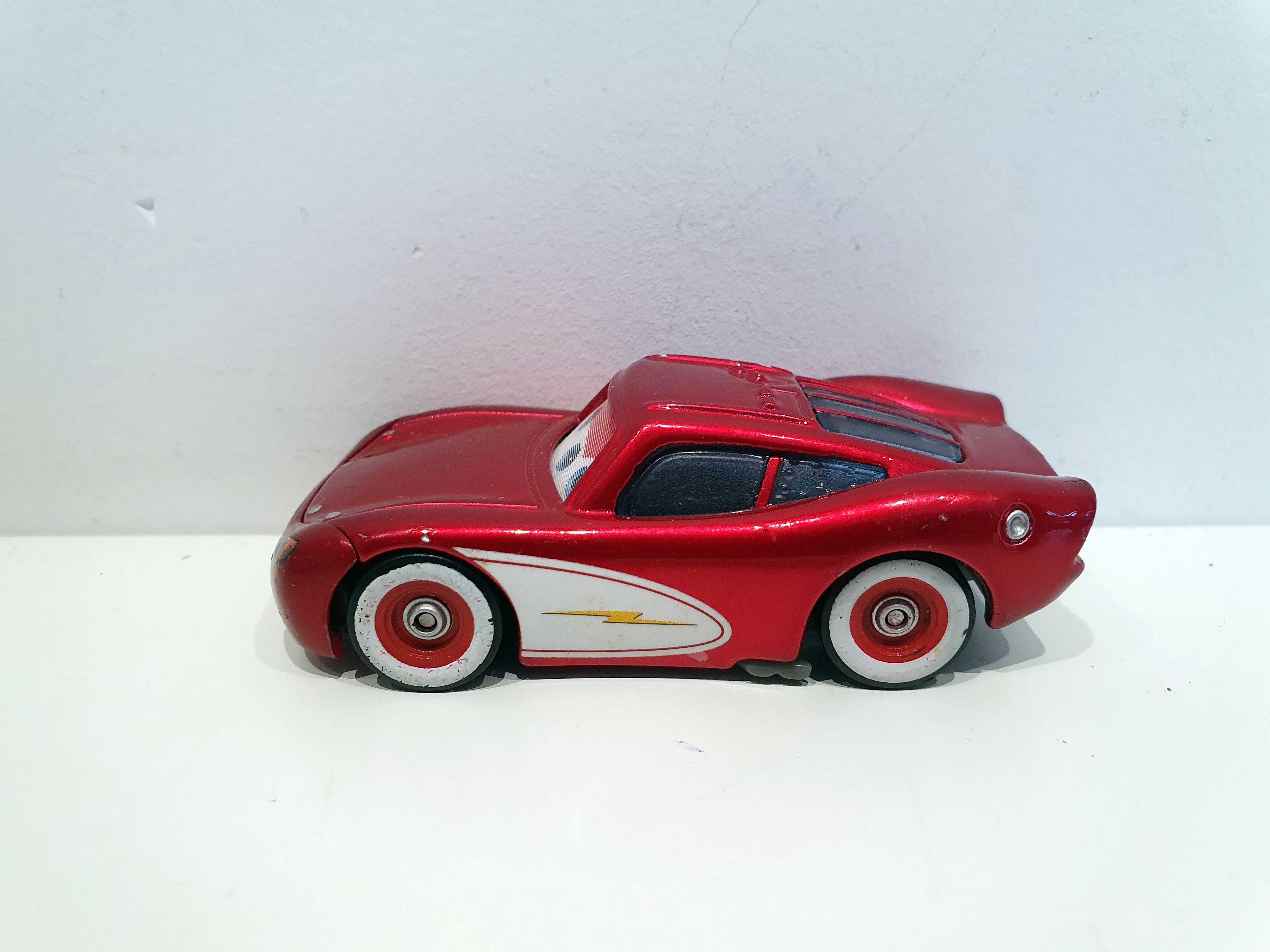 Mattel Disney Pixar Cars Atua Cruisin Zygzak Lightning Mcqueen Gkb17