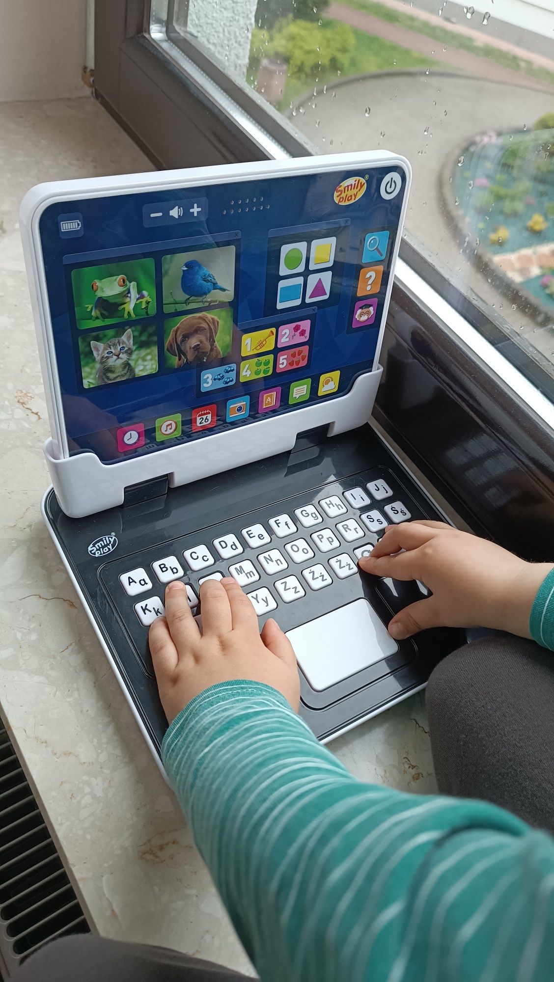 Smily Play, laptop dla dzieci i tablet 2w1