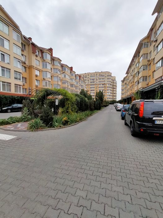 Продам 2 кімнатну квартиру по супер ціні в ЖК Київський маєток.