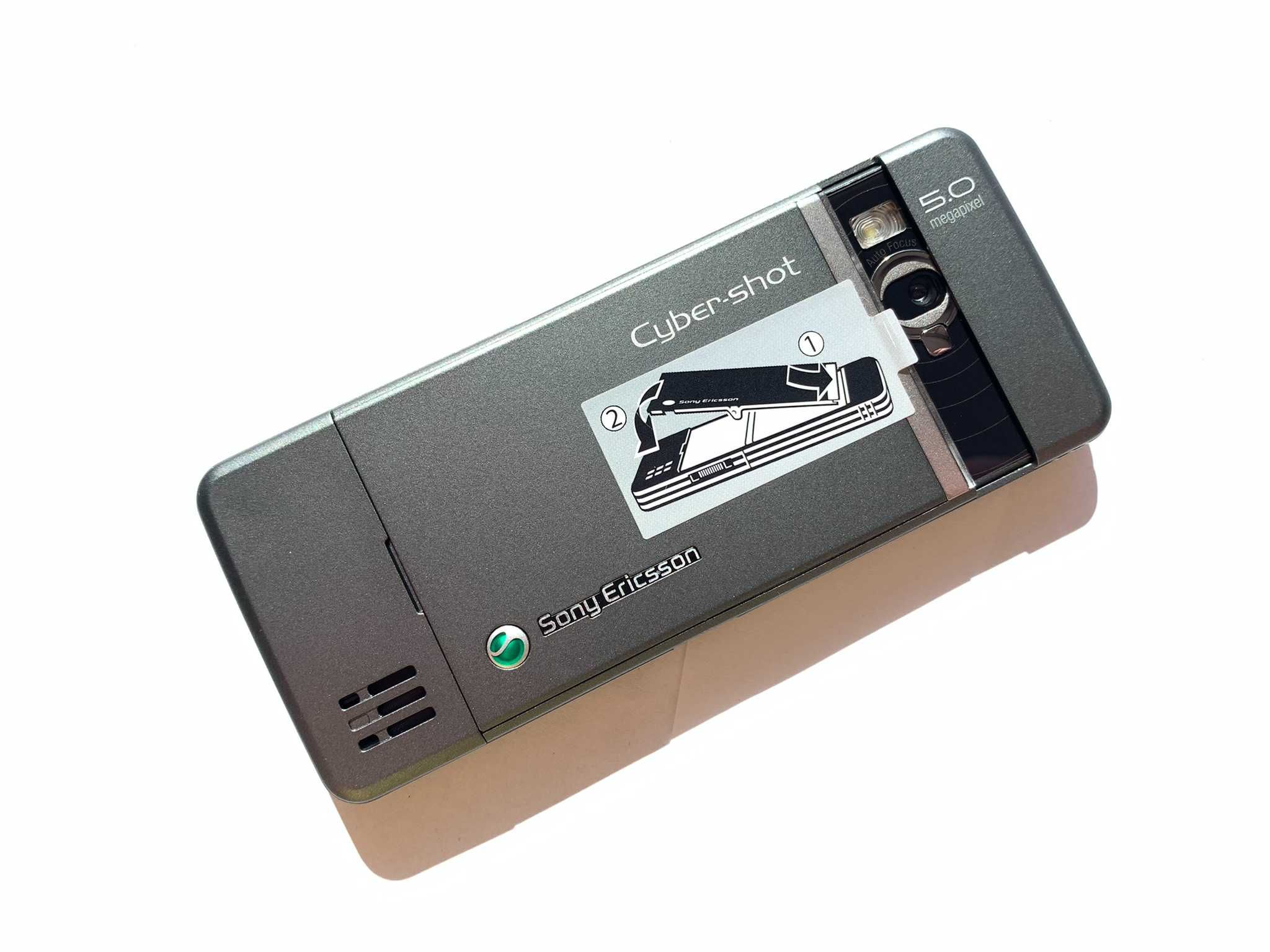 Sony Ericsson С902i - НОВИЙ ! - JAMES BOND 007 CASINO ROYALE раритет