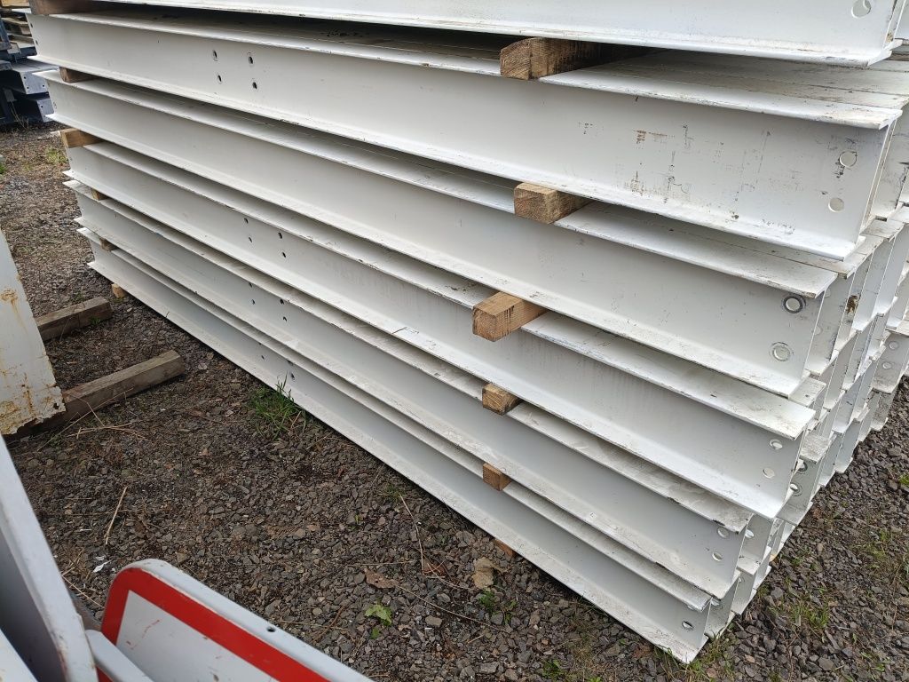 Dwuteownik 200mm słup konstrukcja legar wiata hala nadproże