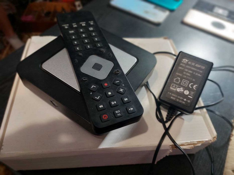 Продам приставку ТВ.