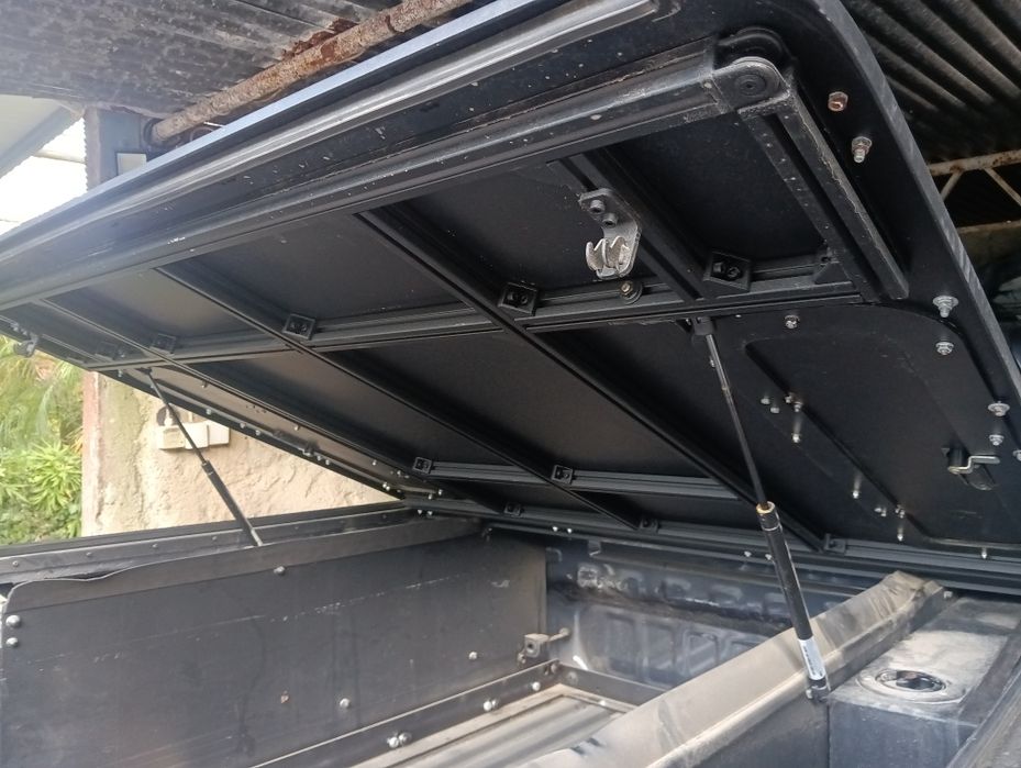 Overland Tampa caixa carga, plataforma deslizante, depósitos agua Ford