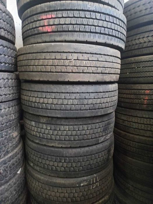 Шина 275/70R22.5 Bridgestone (замена 9.00R20) скат майже НОВА