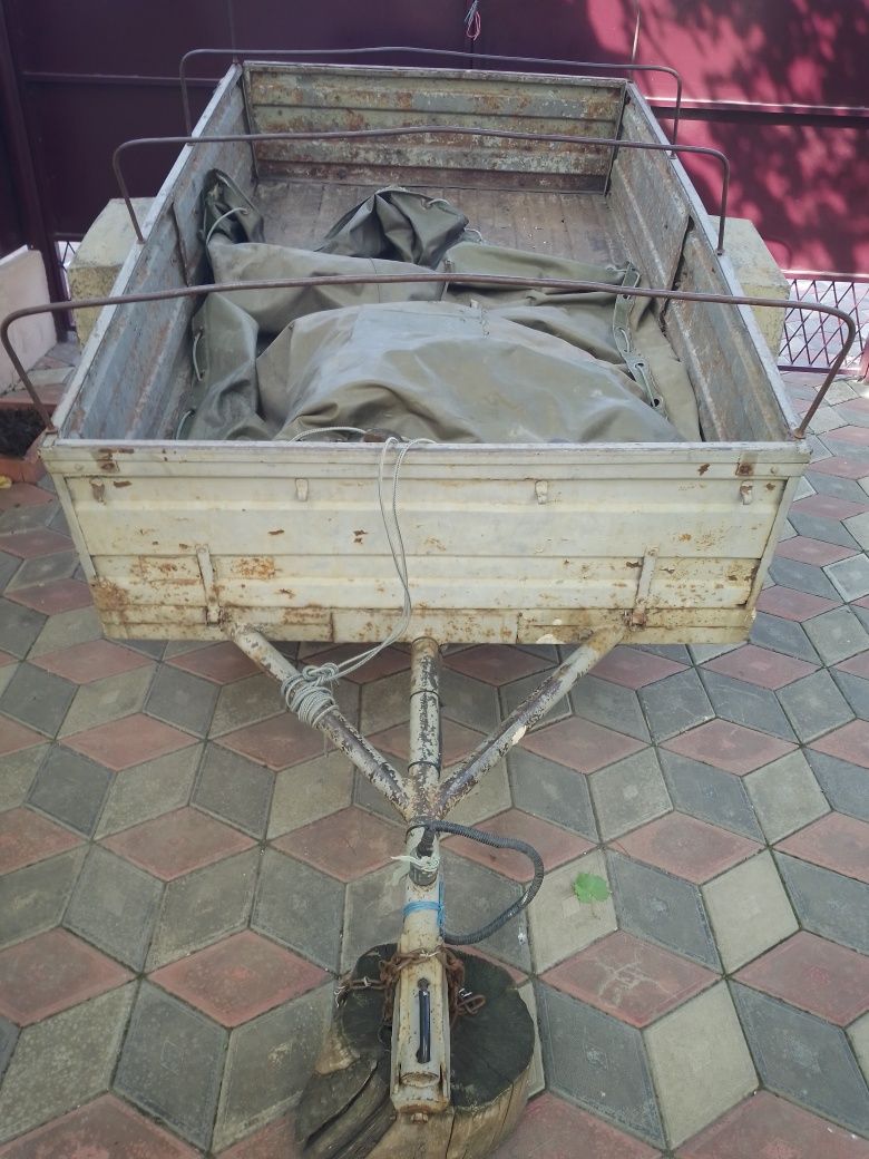 Продам прицеп на авто.
