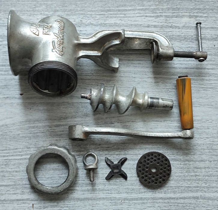 М'ясорубка ручна чавунна срср 1969 рік