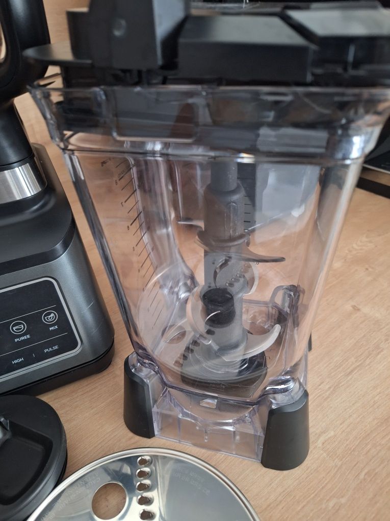 Robot multiblender  Ninja