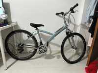 Bicicleta azul b'twin 5