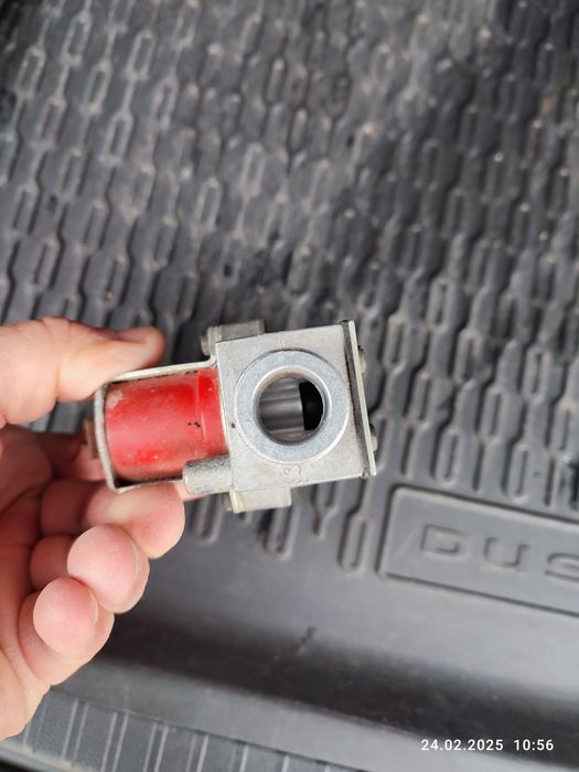 Продам газовий клапан