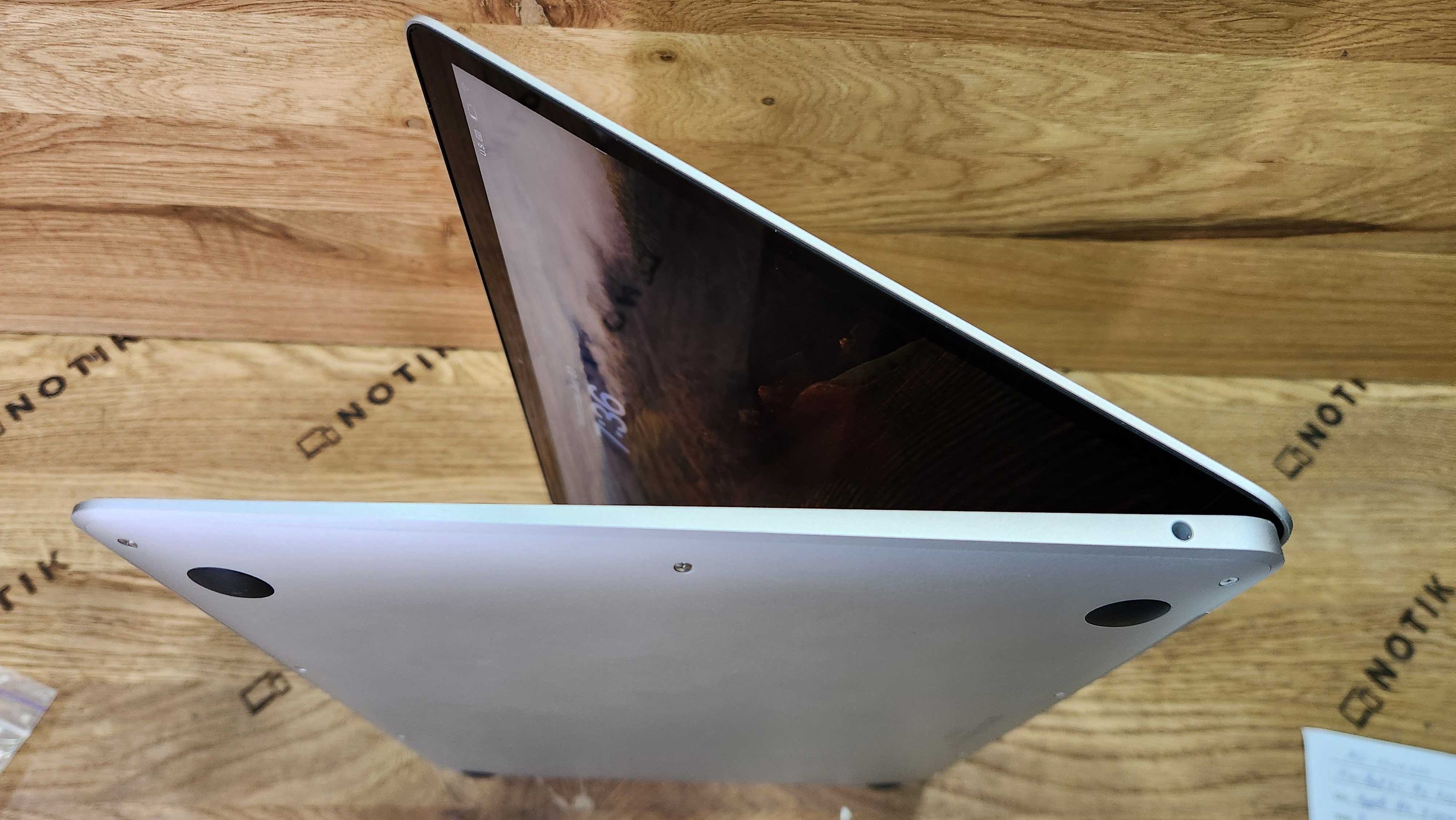 Apple MacBook Air 13" M1 2020 8GB/256 Silver (MGN93 A2337) LIKE NEW