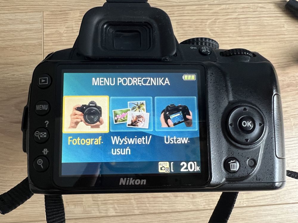 Lustrzanka Nikon D3000 aparat obiektyw 18-55