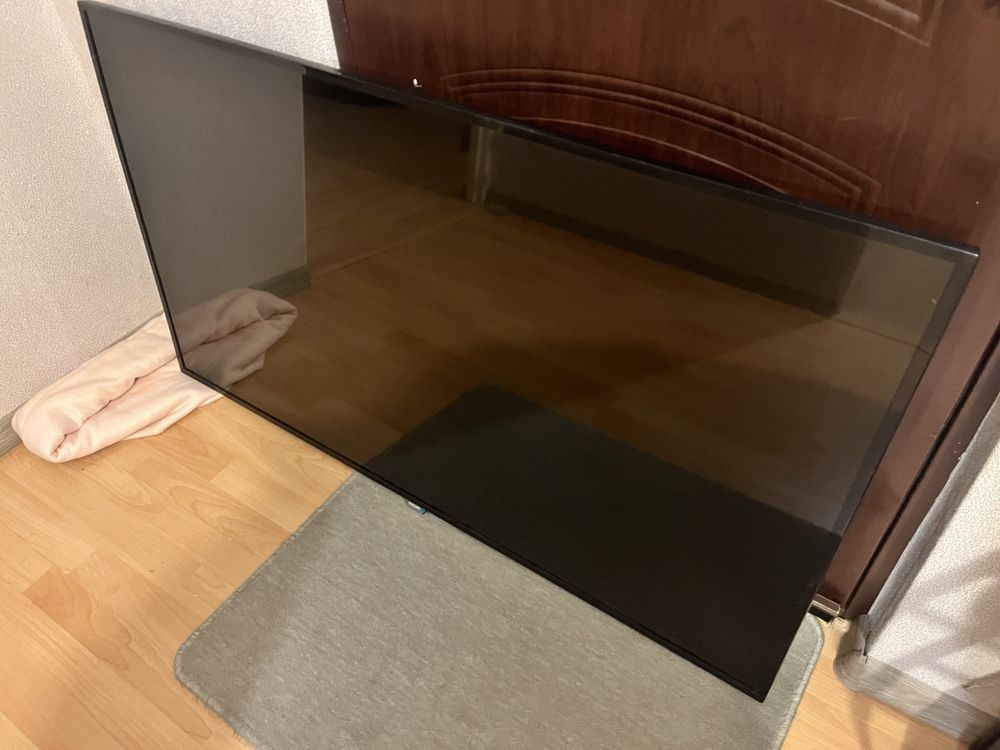 Telewizor Philips 55 cali, LED 4K UHD, cały, do naprawy
