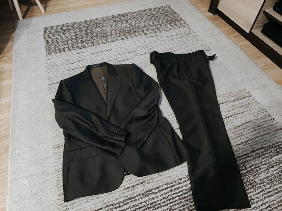 Brązowe garnitur Receman