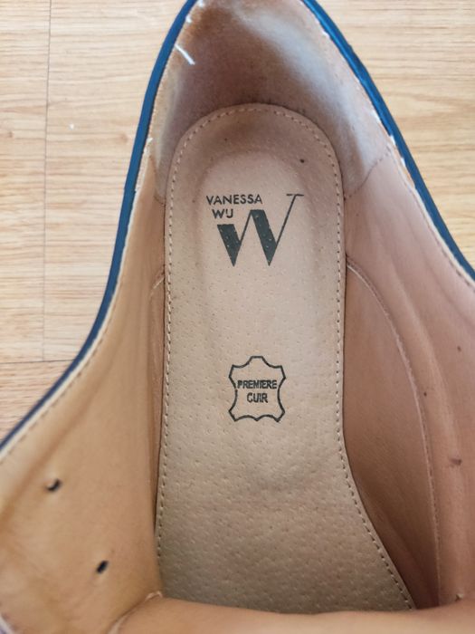 Туфлі Vanessa wu 37 розмір