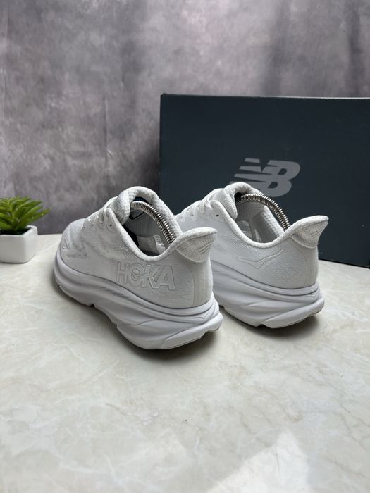 Кроссовки Hoka Clifton 9 Розмір 42 Original Взуття