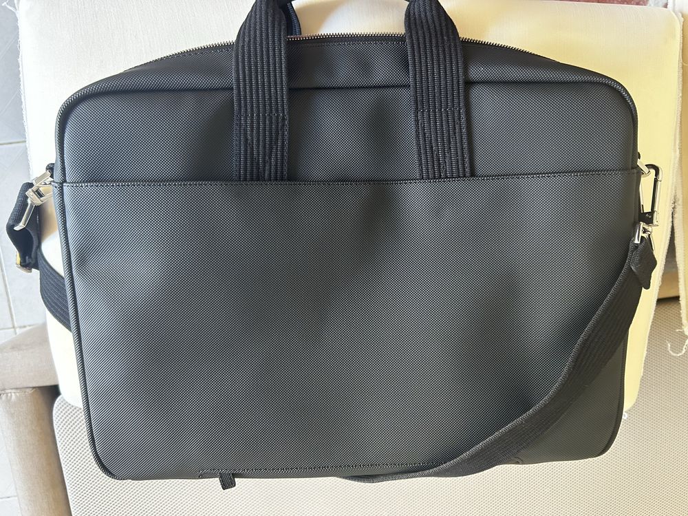 Vendo mala lateral pele Lacoste