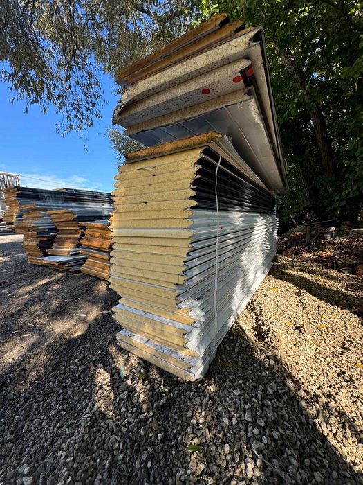 płyta warstwowa bramowa