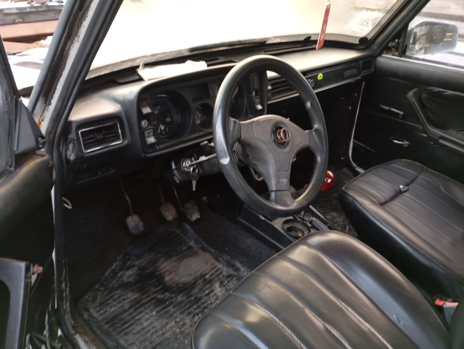 Продам ваз 2105 в не поганому стані