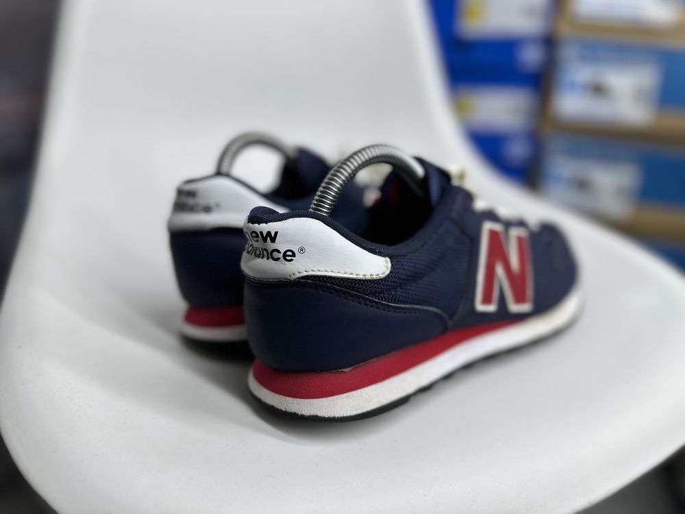 Оригінал! Кросівки шкіряні new balance 41 розмір