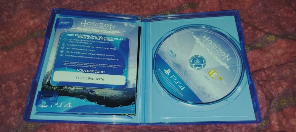 Vendo jogo PS4 HORIZON zero dawn complete edition