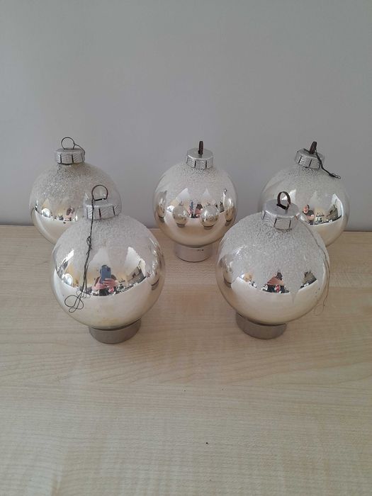 Stare bombki ręcznie malowane z DDR #vintage #bombkiddr #bombkiprl