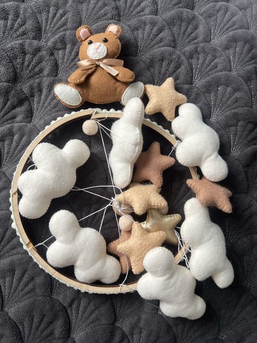 Мобіль з фетру під ремонт