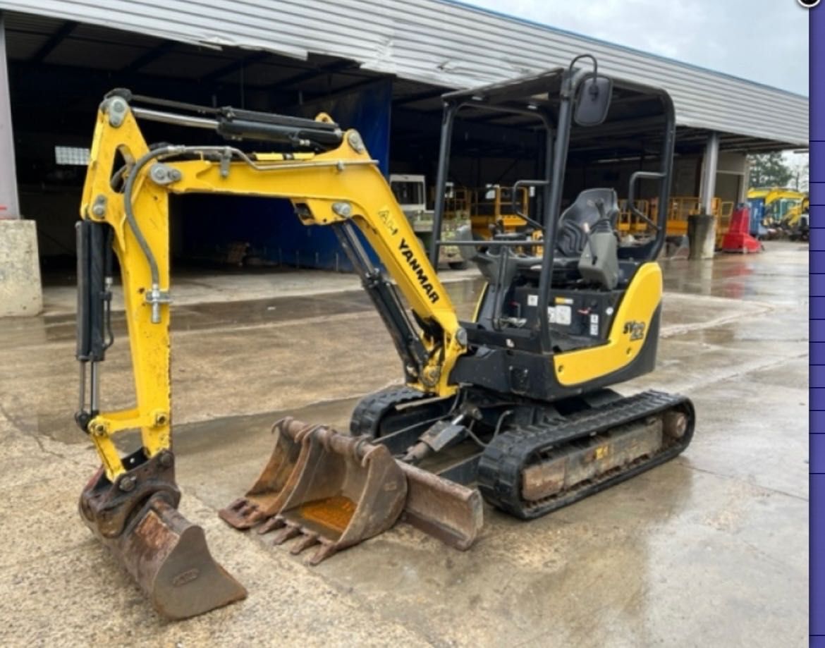 Mini giratória yanmar SV22