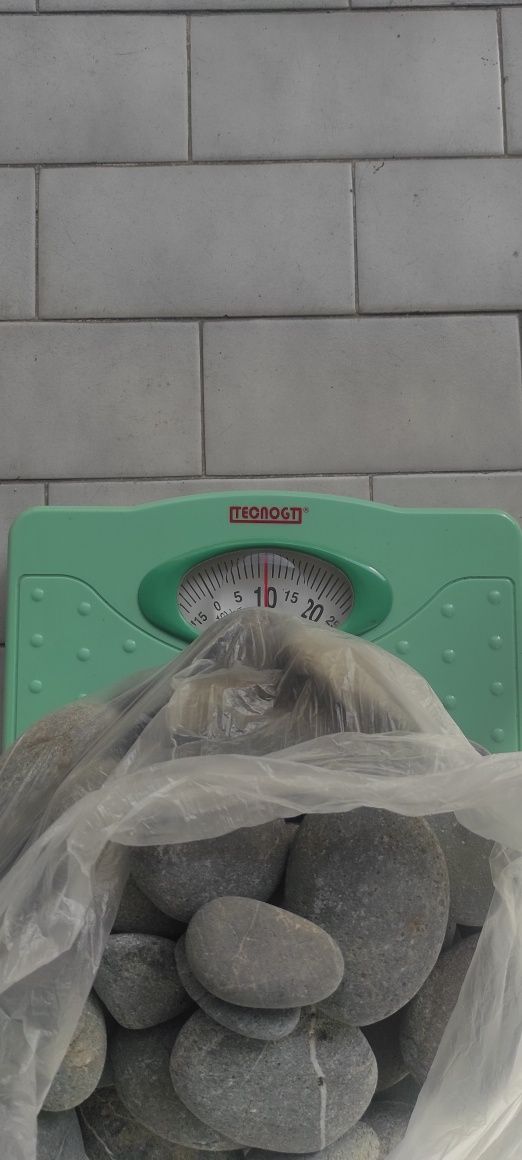 Vendo pedra de seixo para aquário, Peso total: 10kg.