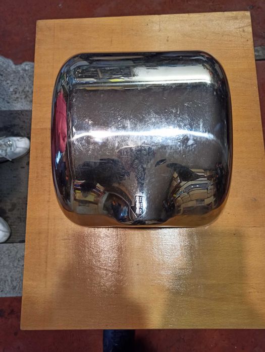 Електрична сушка для рук