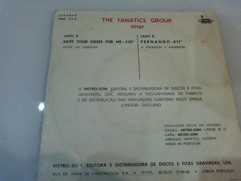 2 discos de Vinil - The Fanatics Group e Pierre Bachelet