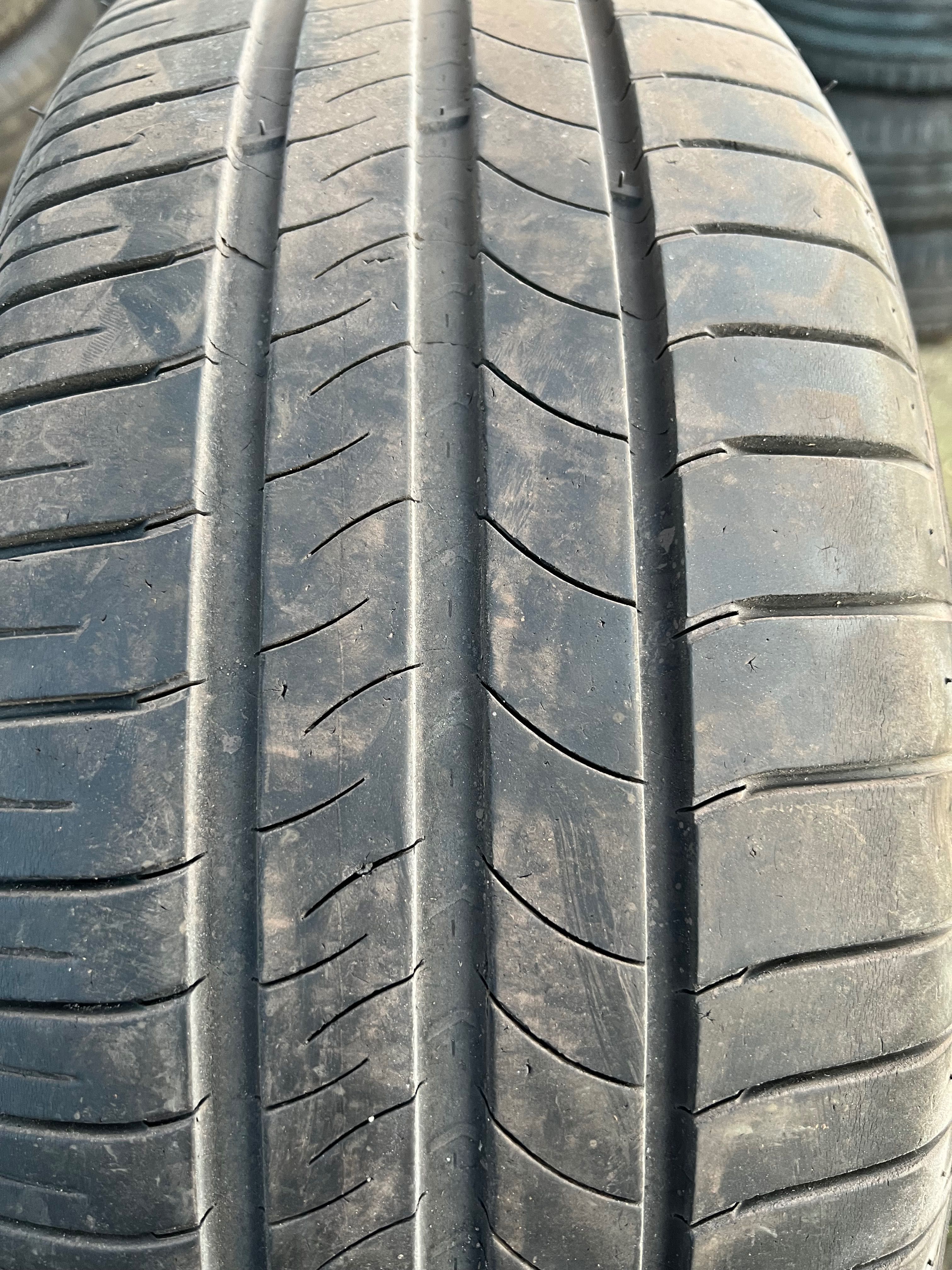 Opony 205/55r16.