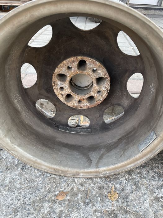 Продам диски Мерседес. R15