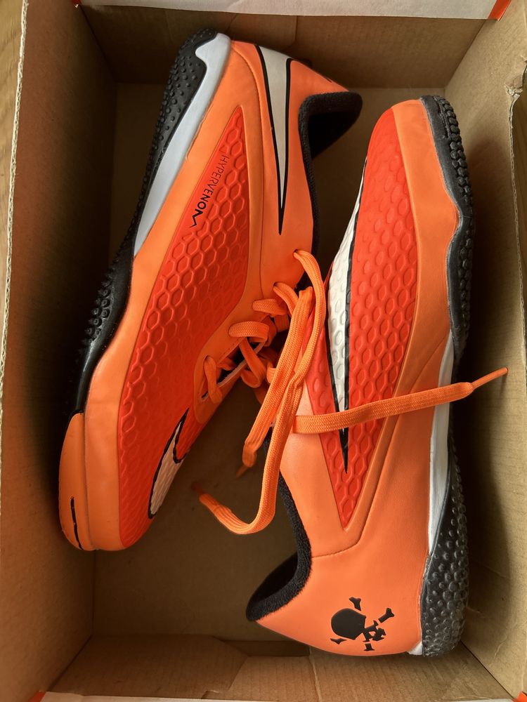 Nowe Nike Hypervenom halówki 35,5 EU 22,5cm