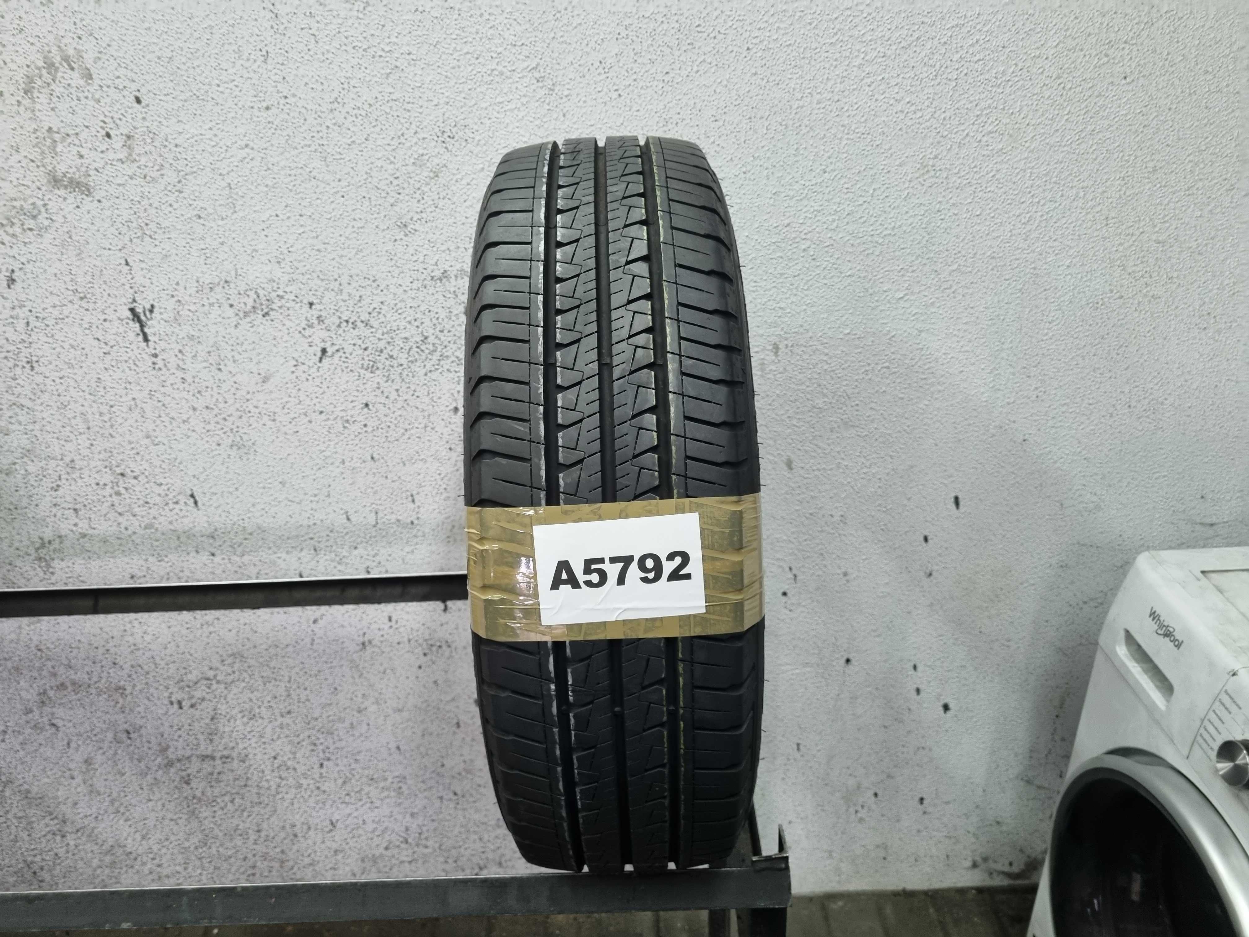 195/70/15C 104/102S Fulda Conveo Tour 2 Dot.4616R
