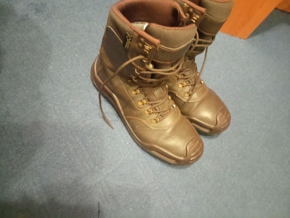 Черевики бойові Goretex , утеплені , зимові , бєрци , водонепроникні