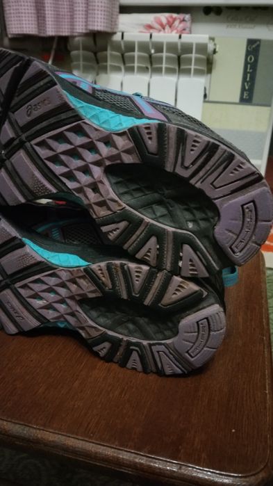 Кроссовки Asics gel