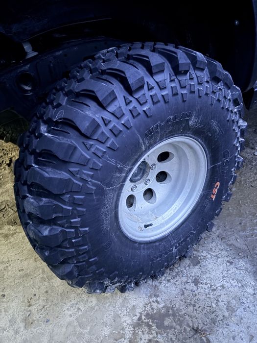 Резина CST LAND DRAGON CL-18 38/12.5 R15 115K + диски Mickey Thompson