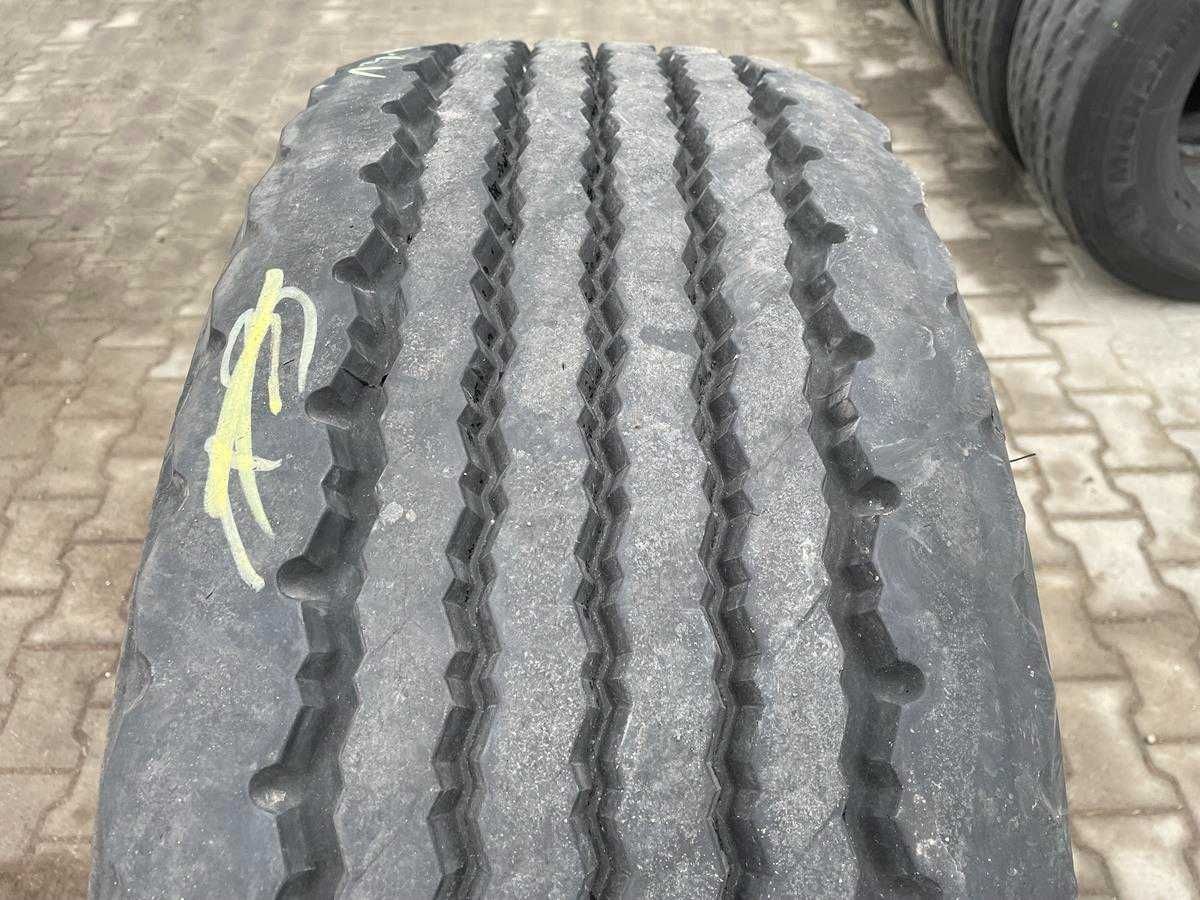 385/65R22.5 Opona BRIDGESTONE R164  13-14mm Naczepa R 164
