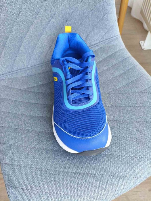 Кросівки по типу barefoot, з широким носком. 45р Ортопедичне взуття