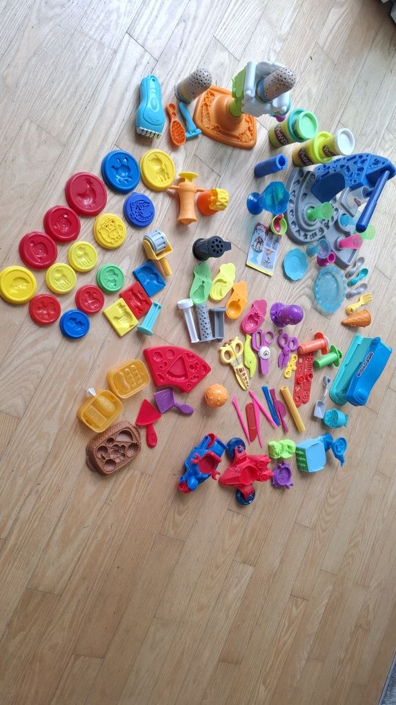 Ciastolina zestaw fryzjer, lodziarnia i inne play-doh