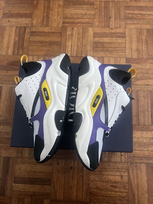 Dior B22 na caixa nunca usado