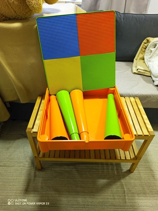 Stolik do układania lego