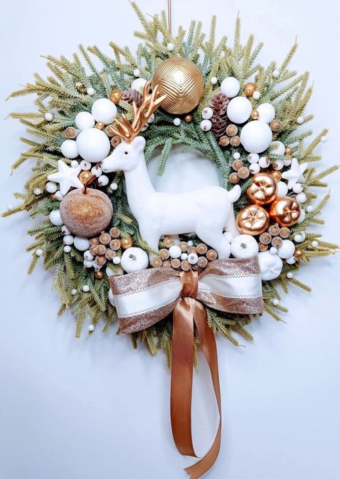 Wianek Bożonarodzeniowy z reniferem na drzwi 40cm