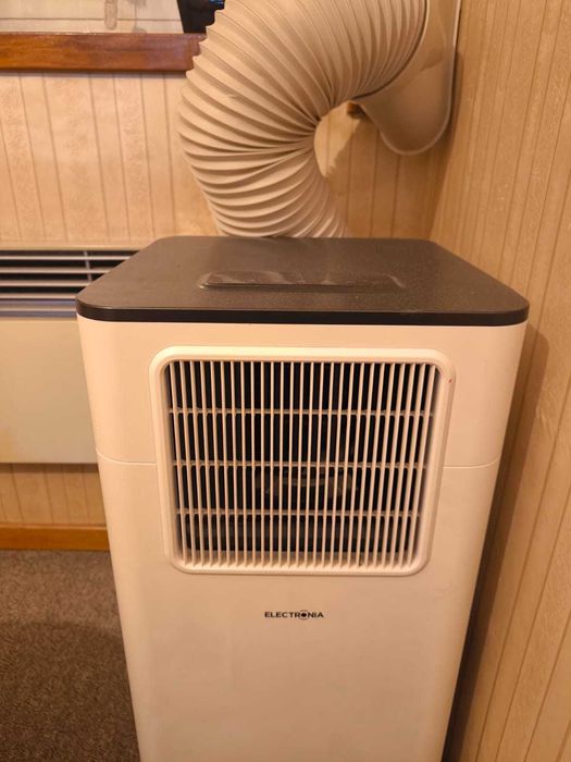 AR CONDICIONADO PORTÁTIL ELECTRONIA EPAC7096 SLIM