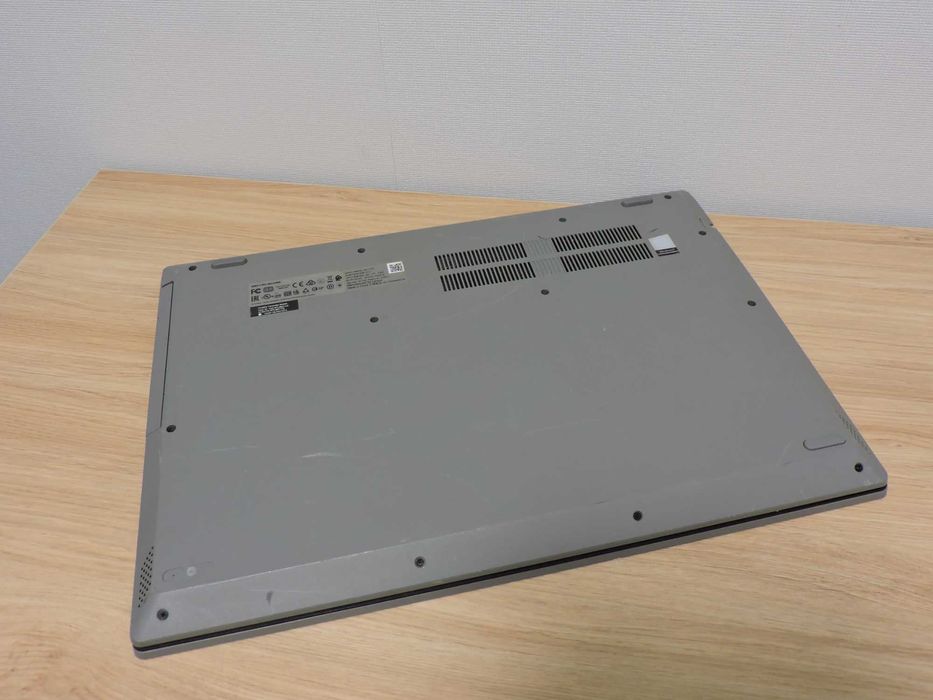 Lenovo Ideapad L340-17API/17.3"/Ryzen 5 3500U/16GB/256GB/Vega/