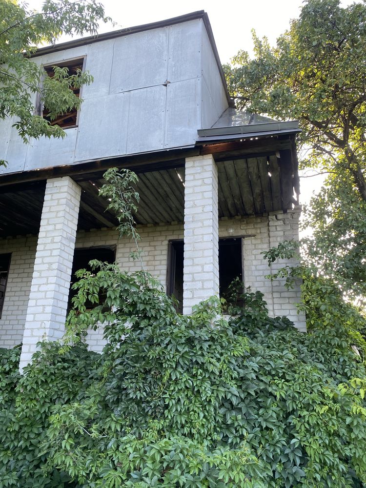 Продам 2/3 дома не дострой